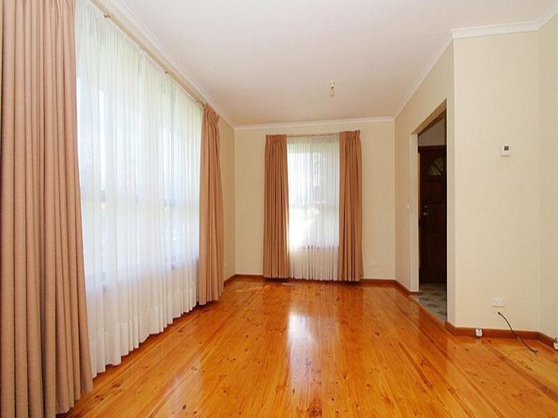 67 Whitelaw Street, Reservoir, VIC 3073