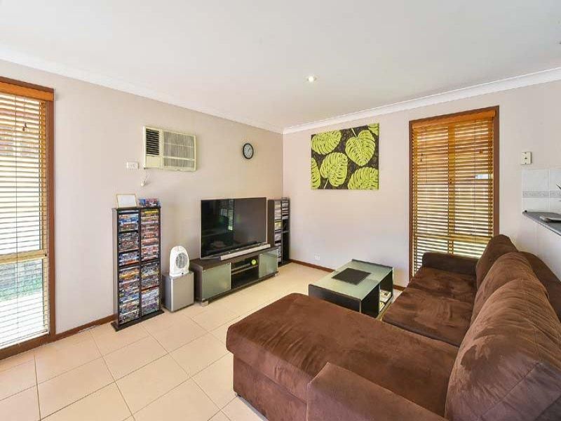 1 Ore Place, Eagle Vale, NSW 2558