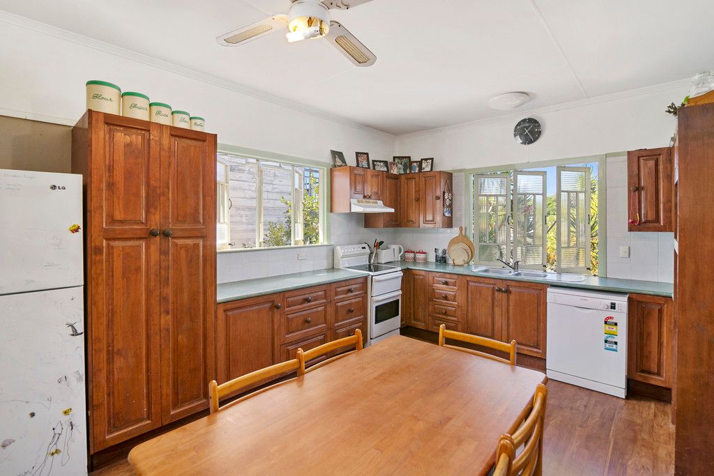 2 Richards Street, North Ipswich, QLD 4305