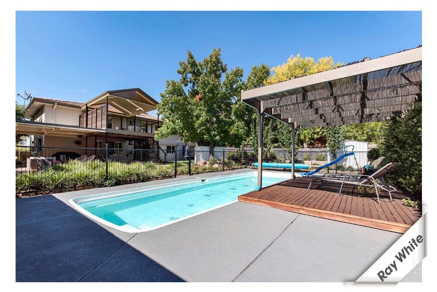 18 Bathurst Place, Macquarie, ACT 2614