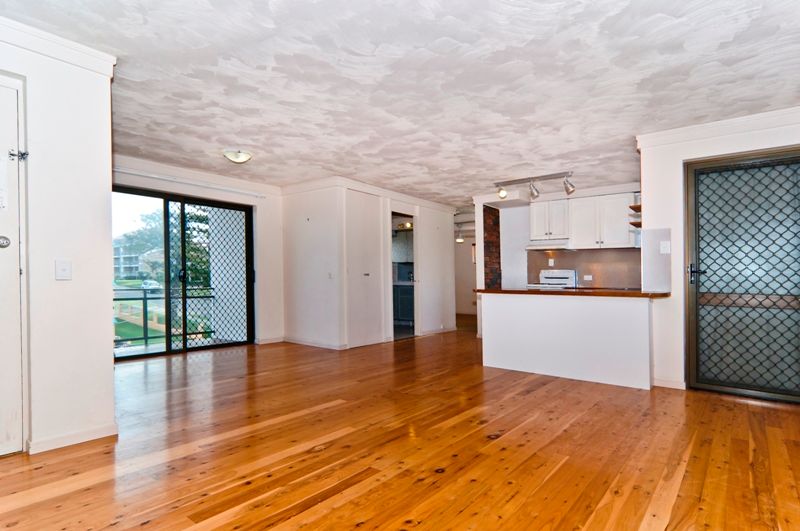 Unit 6 'Pleasant View' 7 Warne Terrace, Kings Beach, QLD 4551