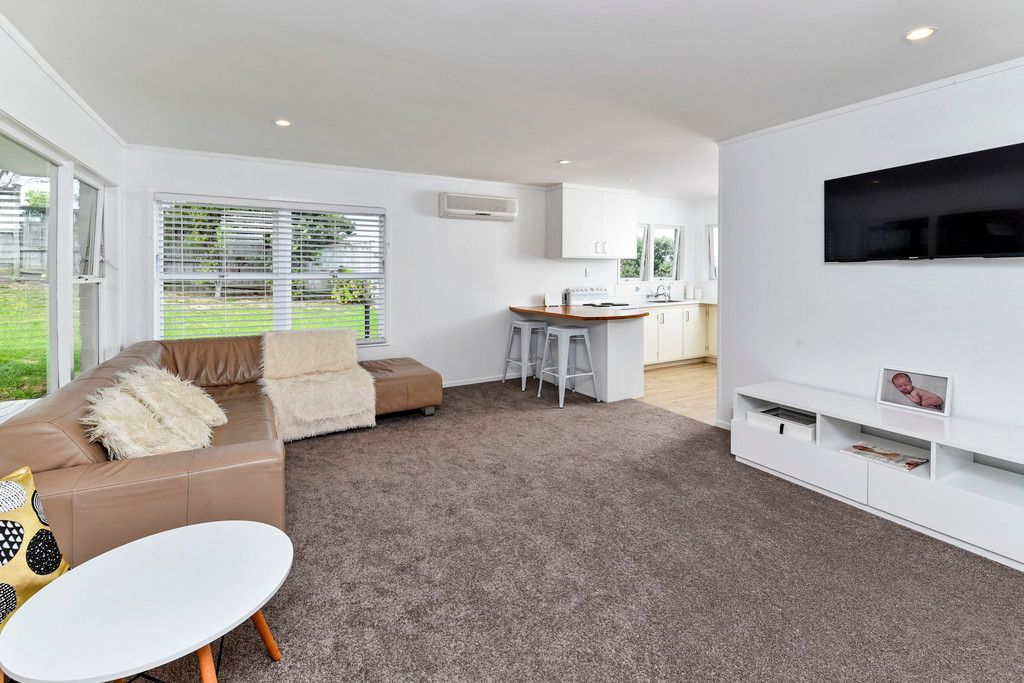 2a Noeleen Street, Glenfield, North Shore City