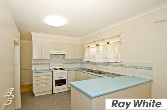 35 Jarvis Street, Stafford Heights, QLD 4053