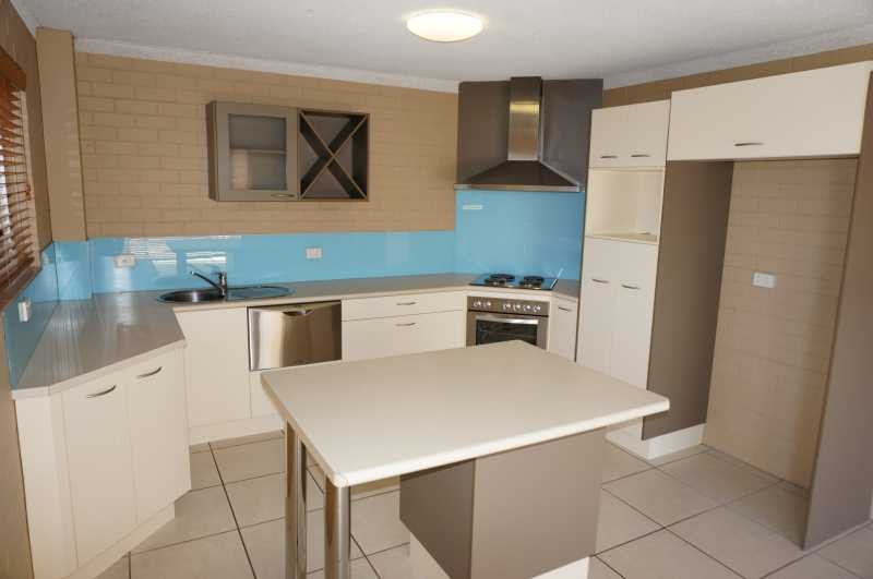 1/24 Akeringa Place, Mooloolaba, QLD 4557