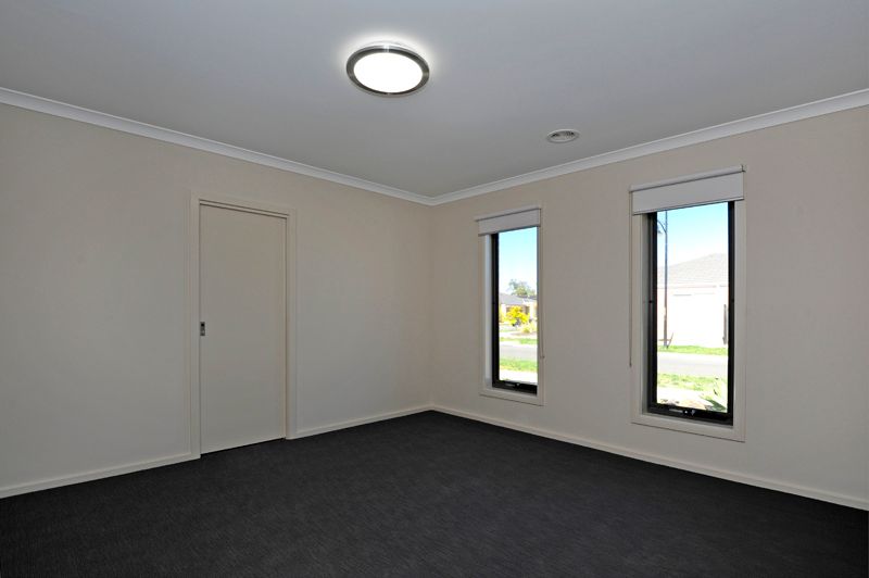 43 Grattan Street, South Morang, VIC 3752