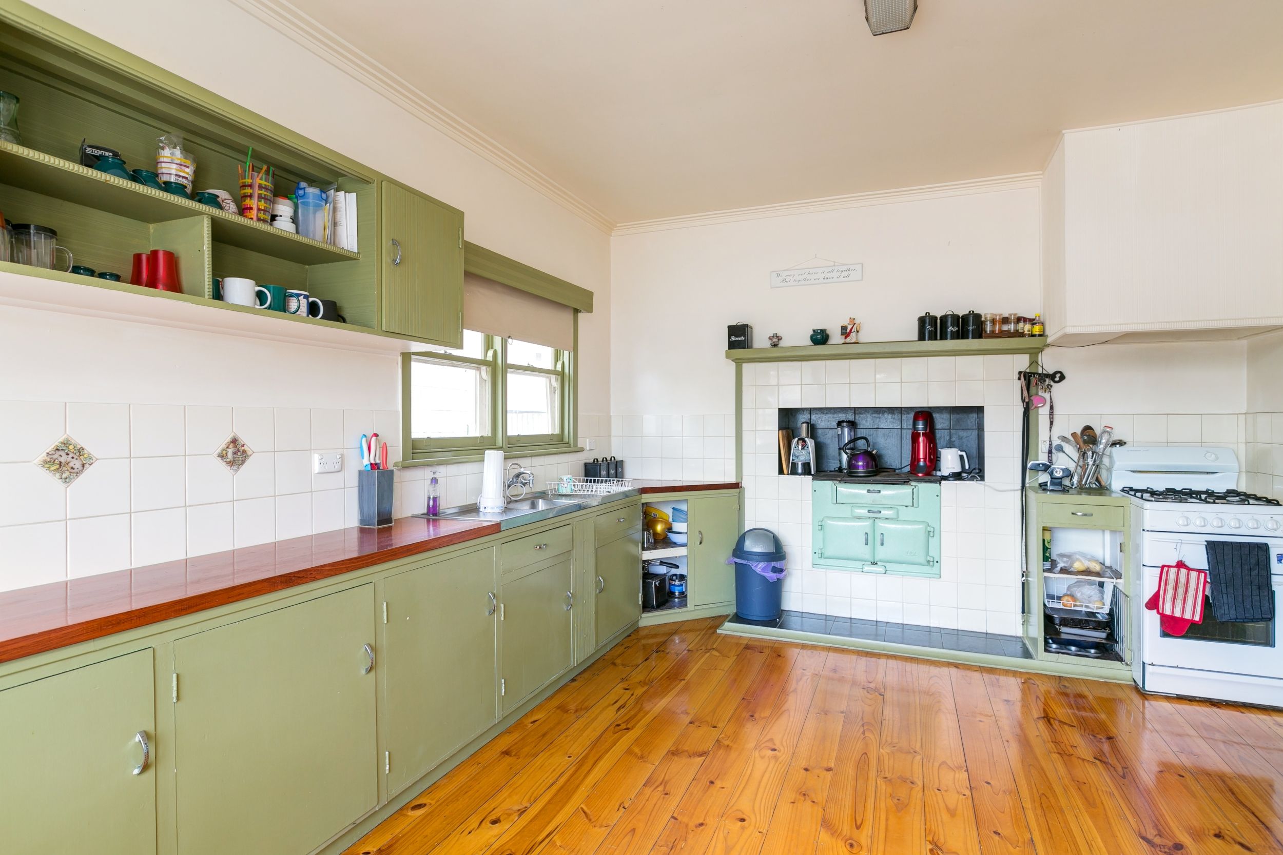 10 Semmens Street, Long Gully, VIC 3550