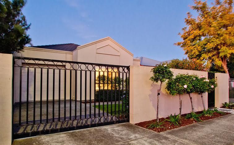 16 Davis Street, West Beach, SA 5024