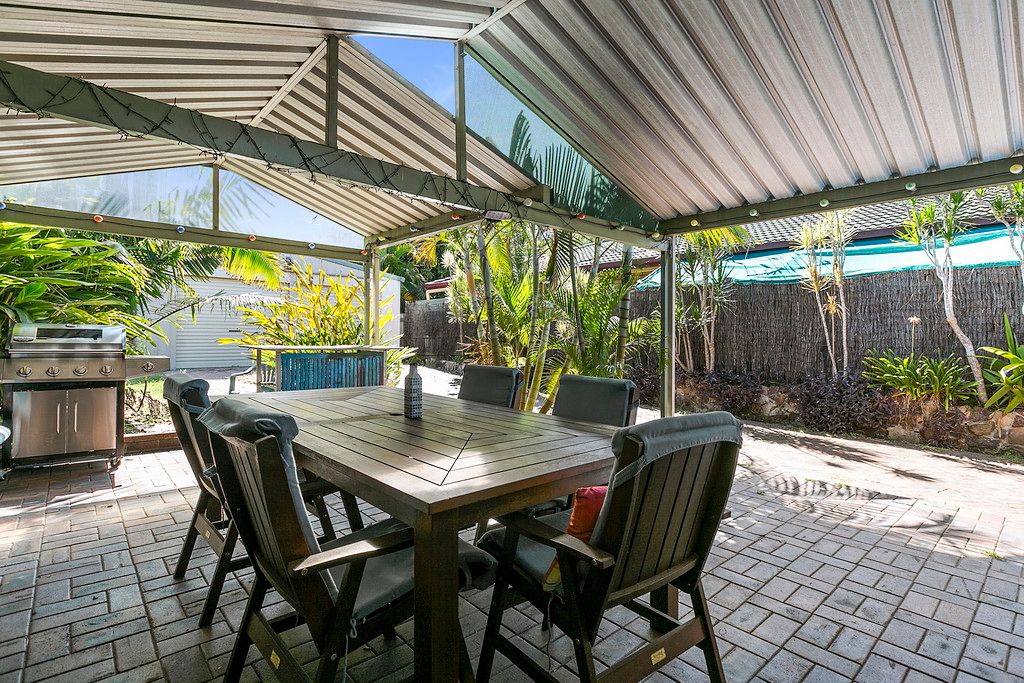 2 Rosa Court, Camira QLD 4300