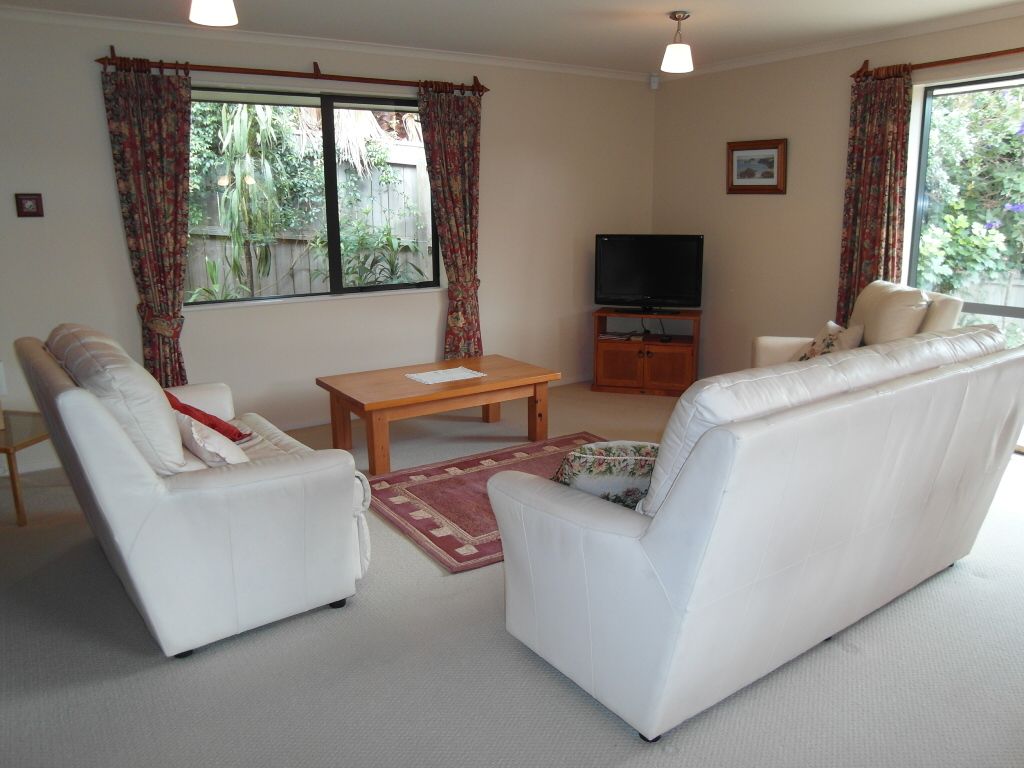 42 Savoy Road, Orewa, Rodney