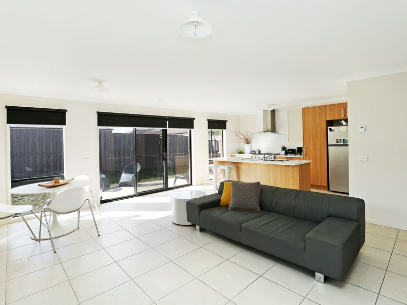 7 Cortona Place, Waurn Ponds, VIC 3216