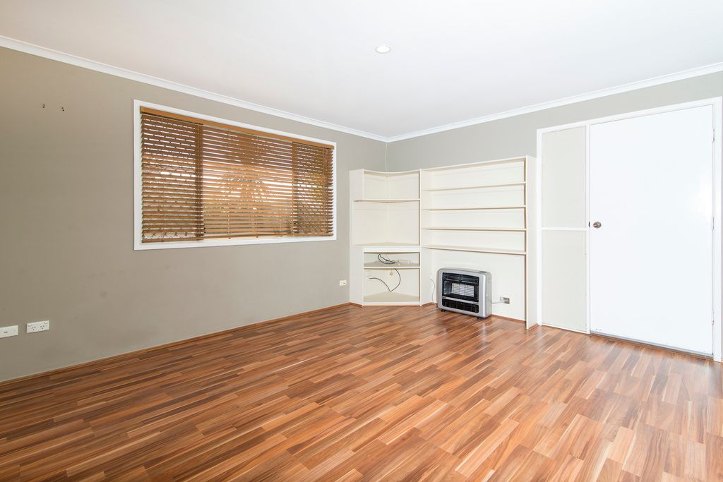 114 Hogg Street, Wilsonton Heights, QLD 4350