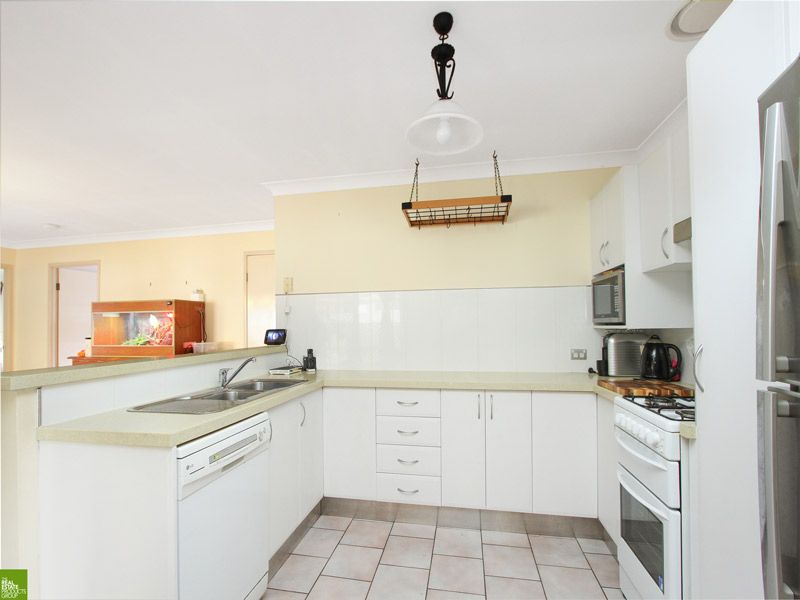 7 Candlebark Street, ALBION PARK RAIL, NSW 2527