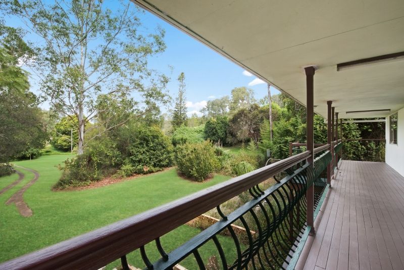 32 Vores Road, Whiteside, QLD 4503