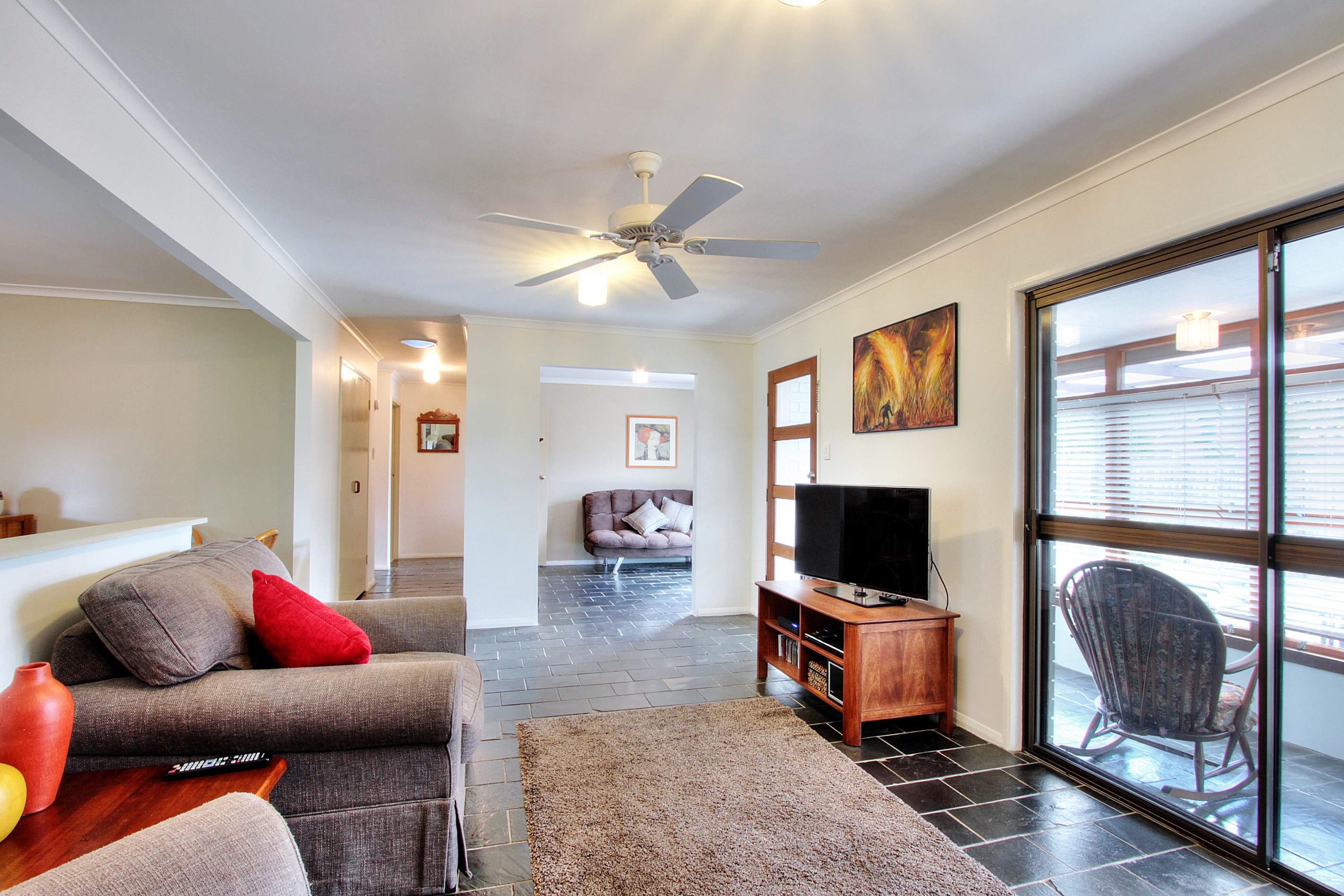 8 Achilles Drive, Springwood, QLD 4127