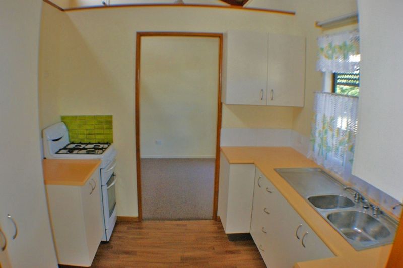 2/10 Wallin Avenue, DECEPTION BAY, QLD 4508