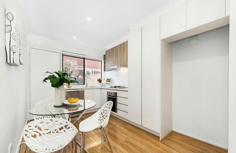 2/115 Warrigal Road, Hughesdale, VIC 3166