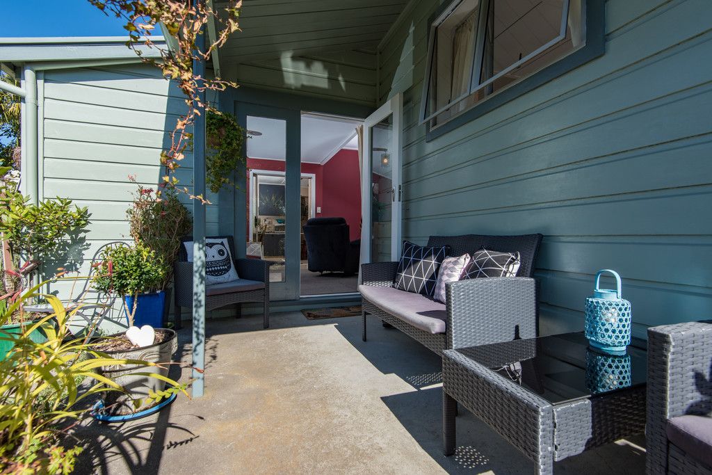 6 Laura Lane, Brightwater, Tasman District