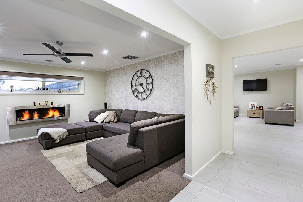 11 Bittern Court, Lara, VIC 3212
