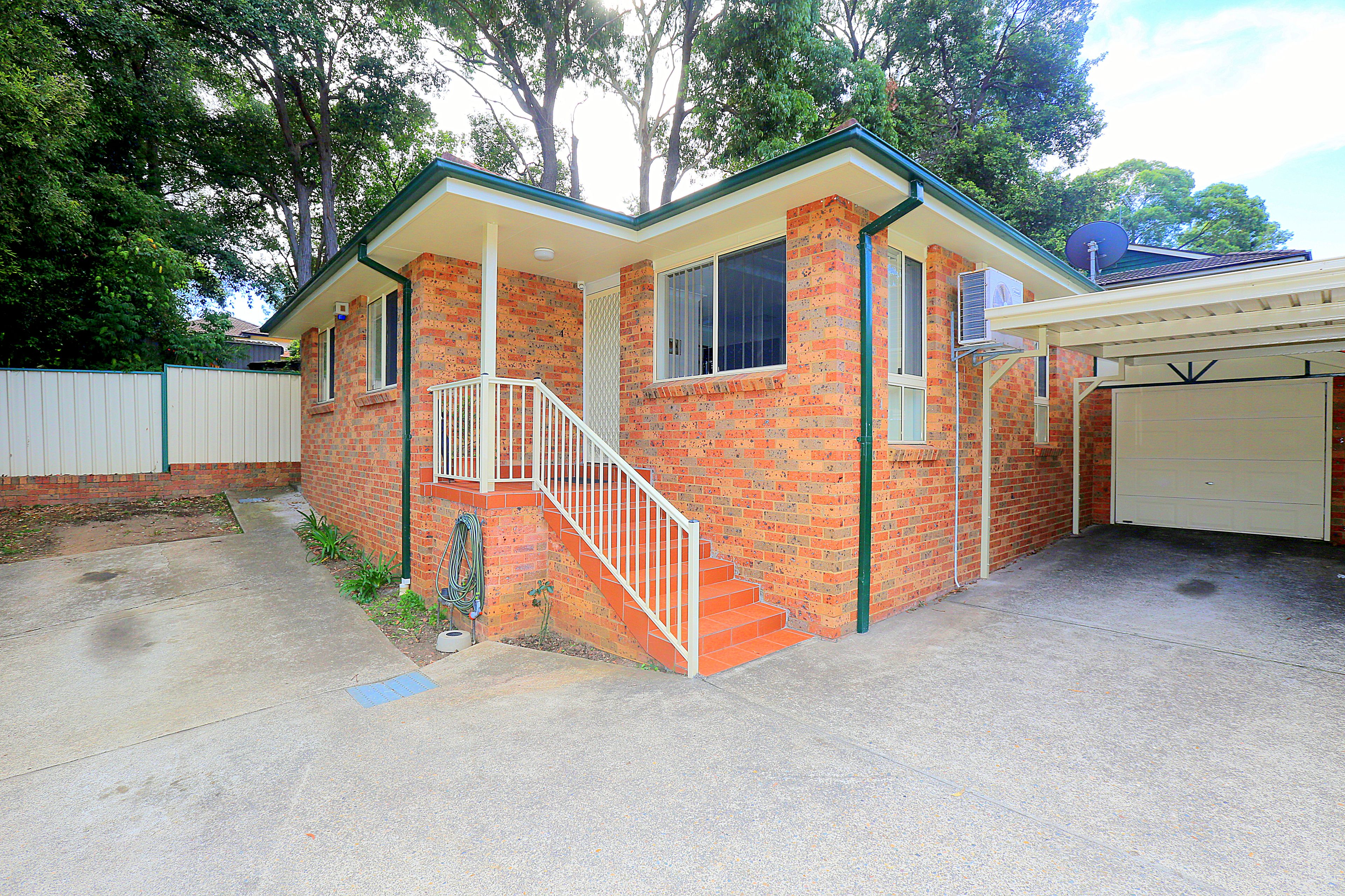 8 Lee Street, Condell Park NSW 2200