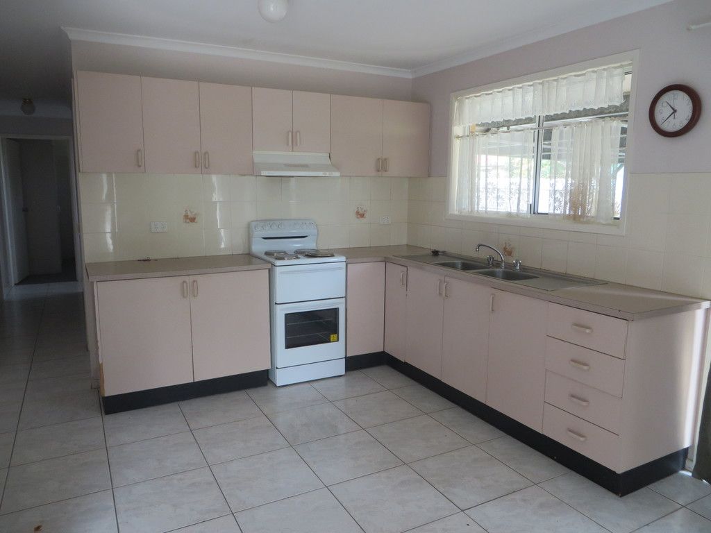2 Alexandra Court, Deception Bay, QLD 4508