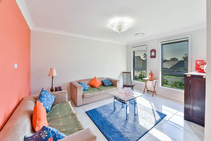 8 Cathedral Avenue, Minto, NSW 2566