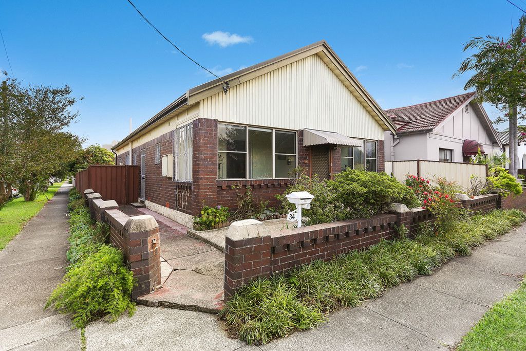 34 Hicks Avenue