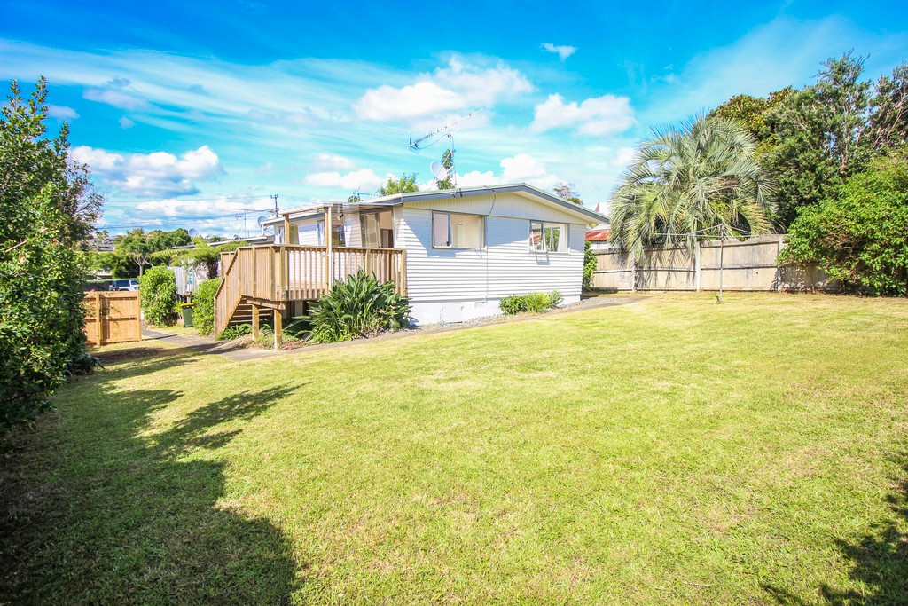 3/31 Eastern Beach Road, Eastern Beach, Manukau City