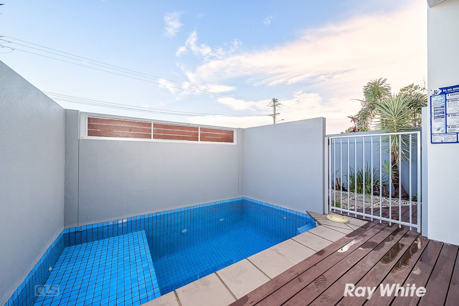 2/11 Wattle Avenue, Bongaree, QLD 4507