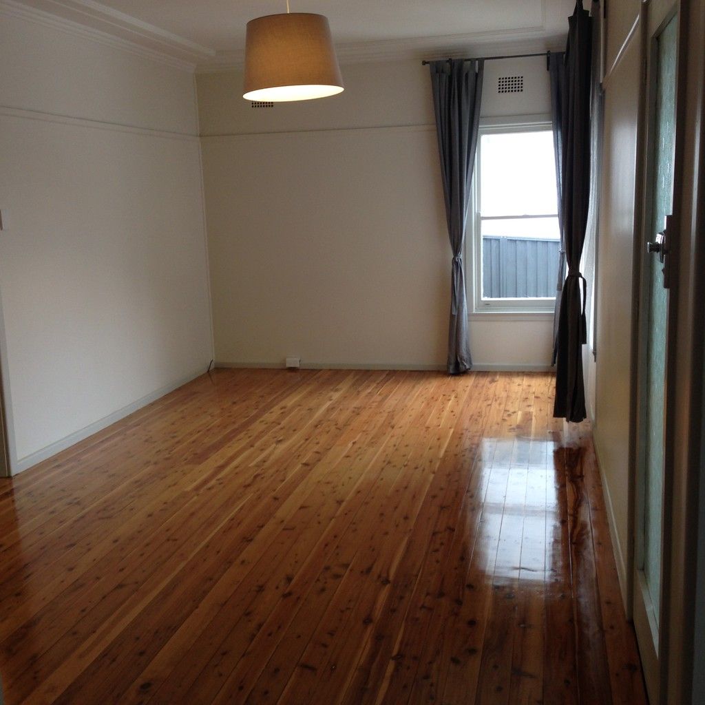 60 Clarke Street South, Peakhurst, NSW 2210