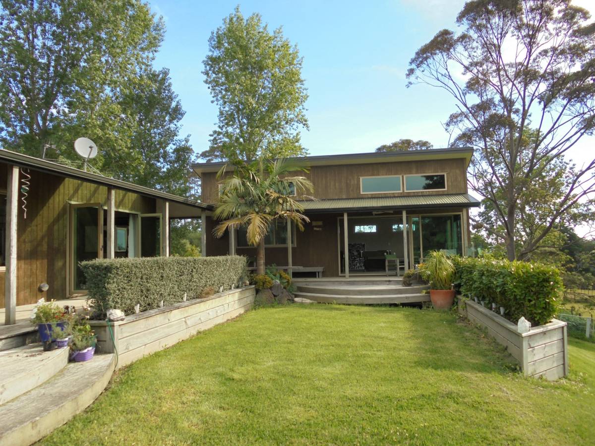 30 Attwood Road, Paremoremo, Albany, North Shore City Real Estate