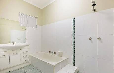 3 Stasinowsky Street, Alawa, NT 0810