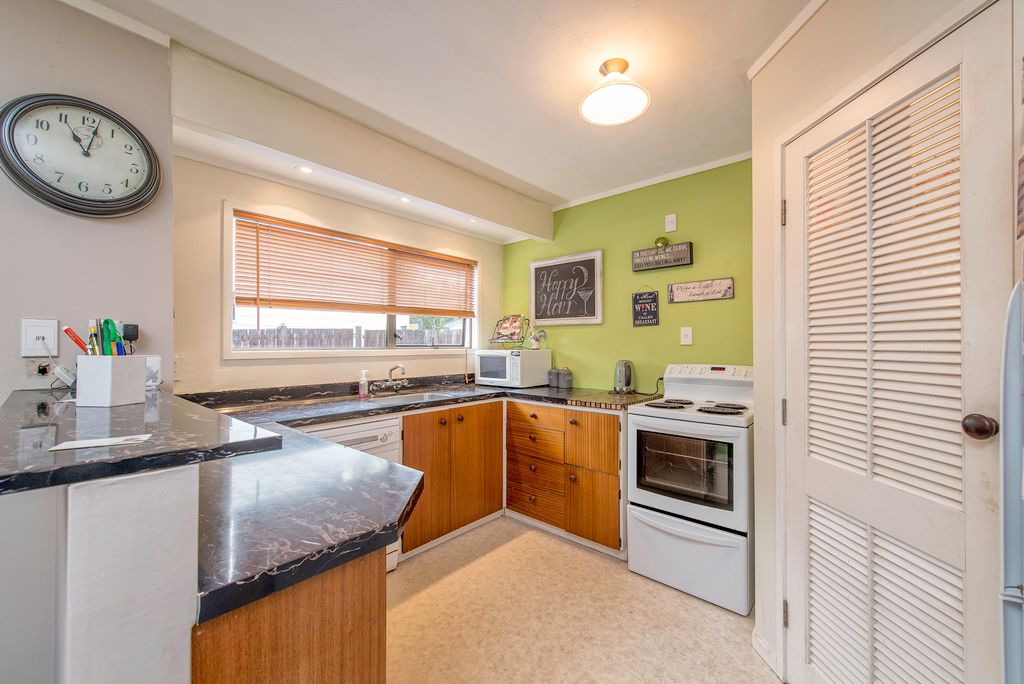 3 Sharivari Place, Conifer Grove, Manukau City