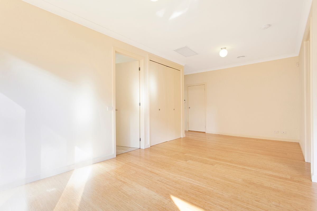 2/8 Beena Avenue, Carnegie, VIC 3163