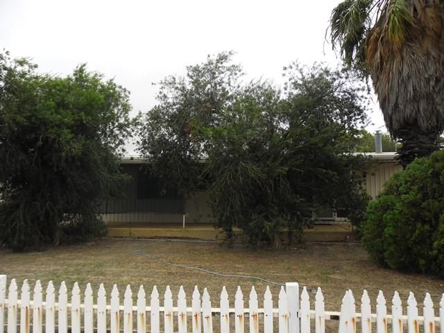 15 Slaughter Street, Three Springs WA 6519