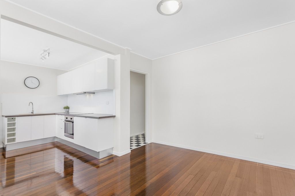 24 Fifth Avenue, Kedron QLD 4031