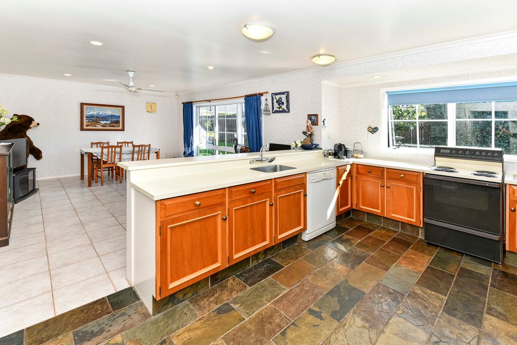 2 Talga Court, Conifer Grove, Manukau City