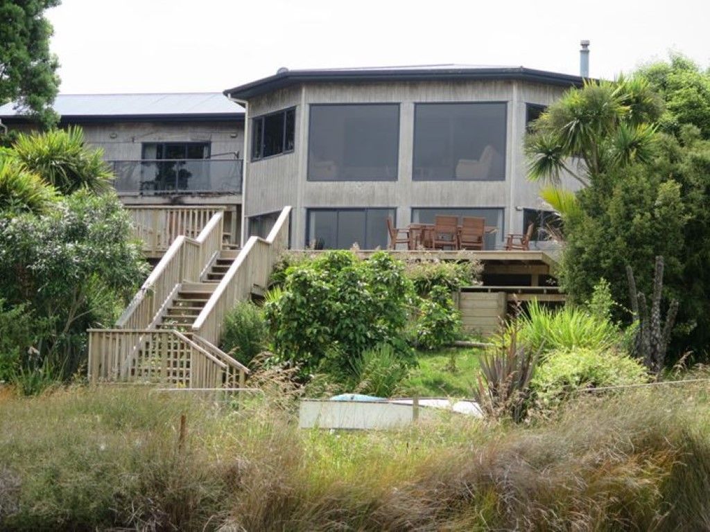 36 Smith Street, Raglan, Waikato District