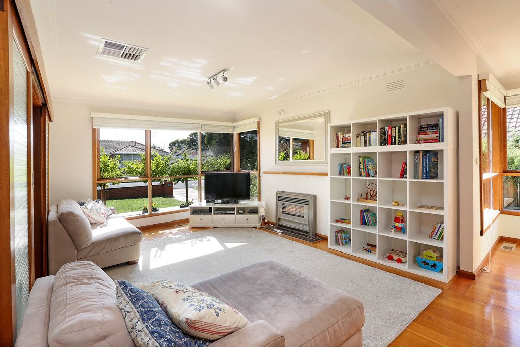 23 Cuthbert Avenue, Highton, VIC 3216