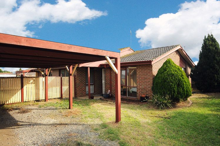 4 Marisa Court, Carrum Downs VIC 3201