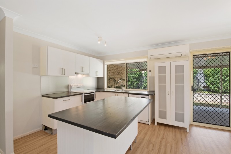 8 Jesse Court, Deception Bay, QLD 4508
