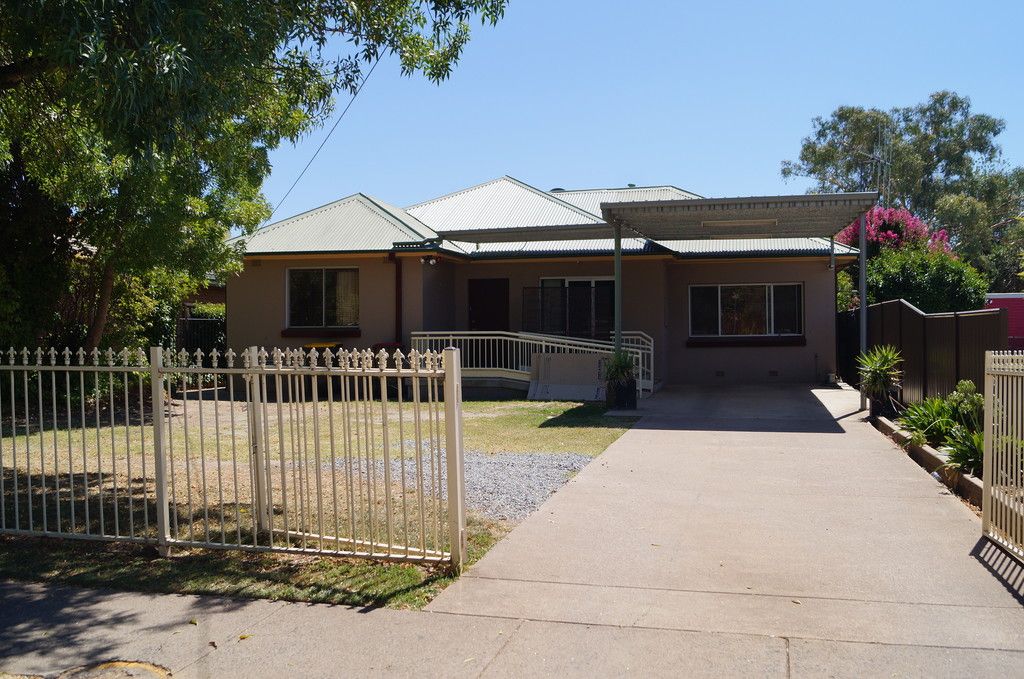 26 Wentworth Lane