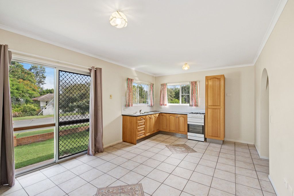 1 Lawnhill Avenue, Deception Bay, QLD 4508