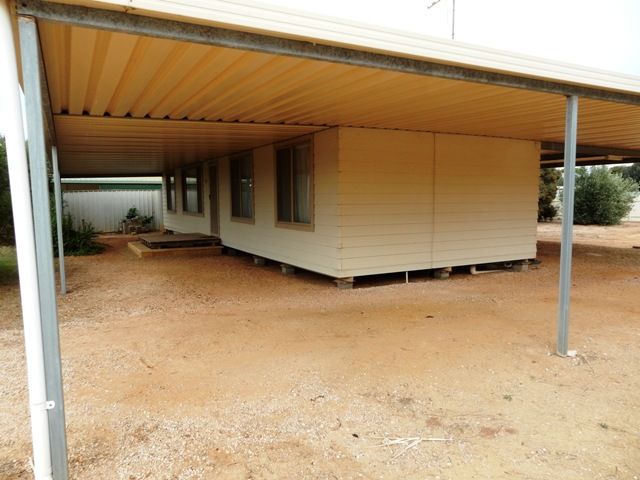 11 Kulpara Street, Port Clinton, SA 5570