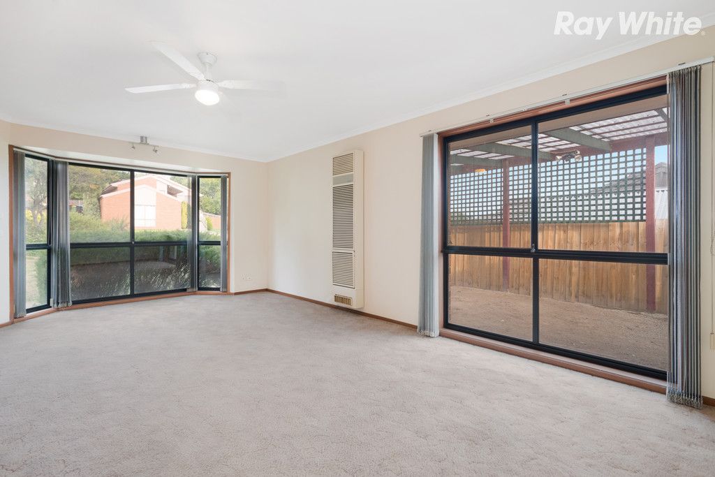 63 Allora Avenue, Ferntree Gully, VIC 3156