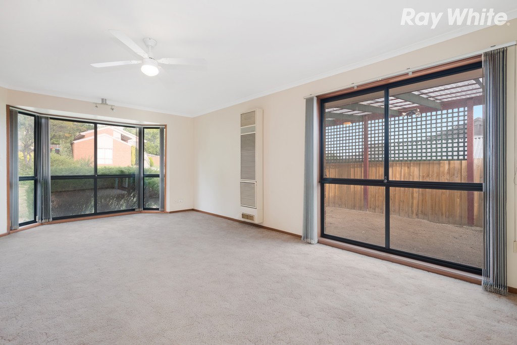 63 Allora Avenue, Ferntree Gully, VIC 3156