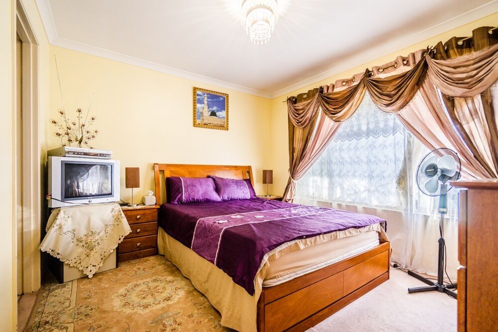 4 Bathgate Loop, Koondoola, WA 6064