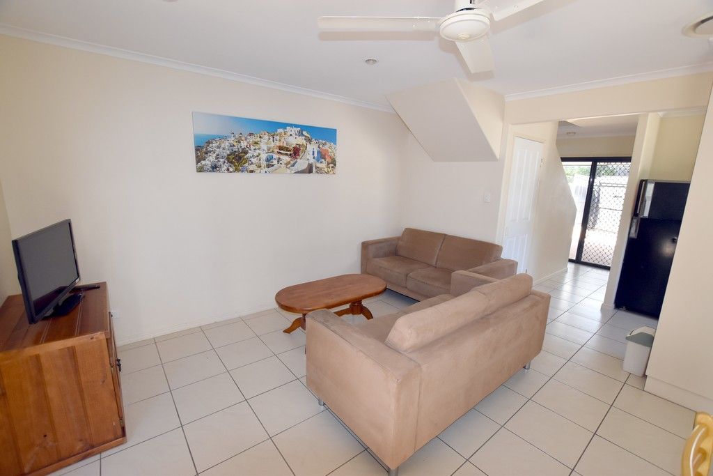 2/30 Flinders Street, West Gladstone, QLD 4680