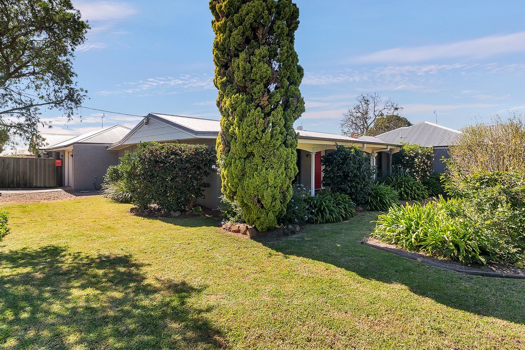 1/10 Devon Street, Newtown, QLD 4350