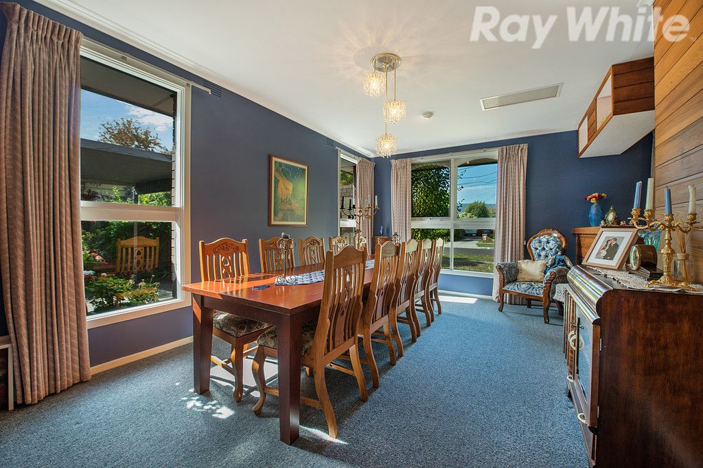 14 Ross Street, Ferntree Gully, VIC 3156