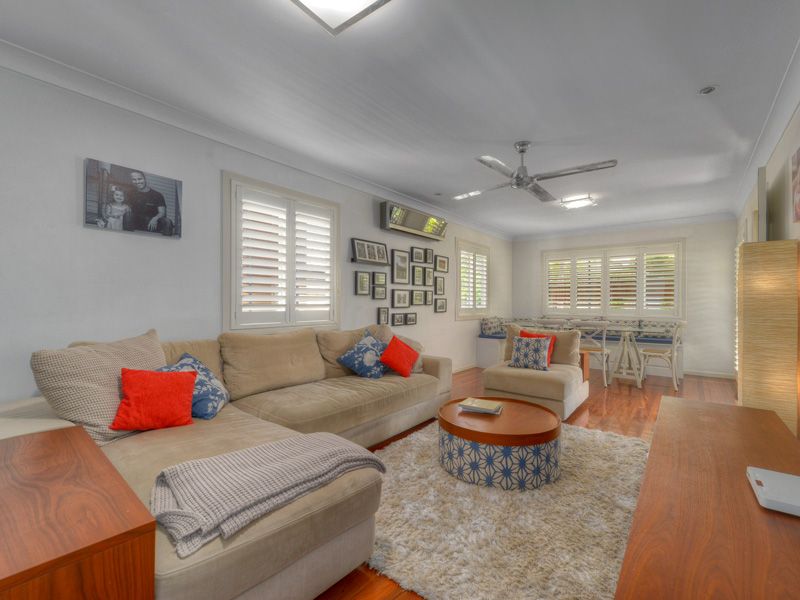 75 Dover Street, Hawthorne QLD 4171